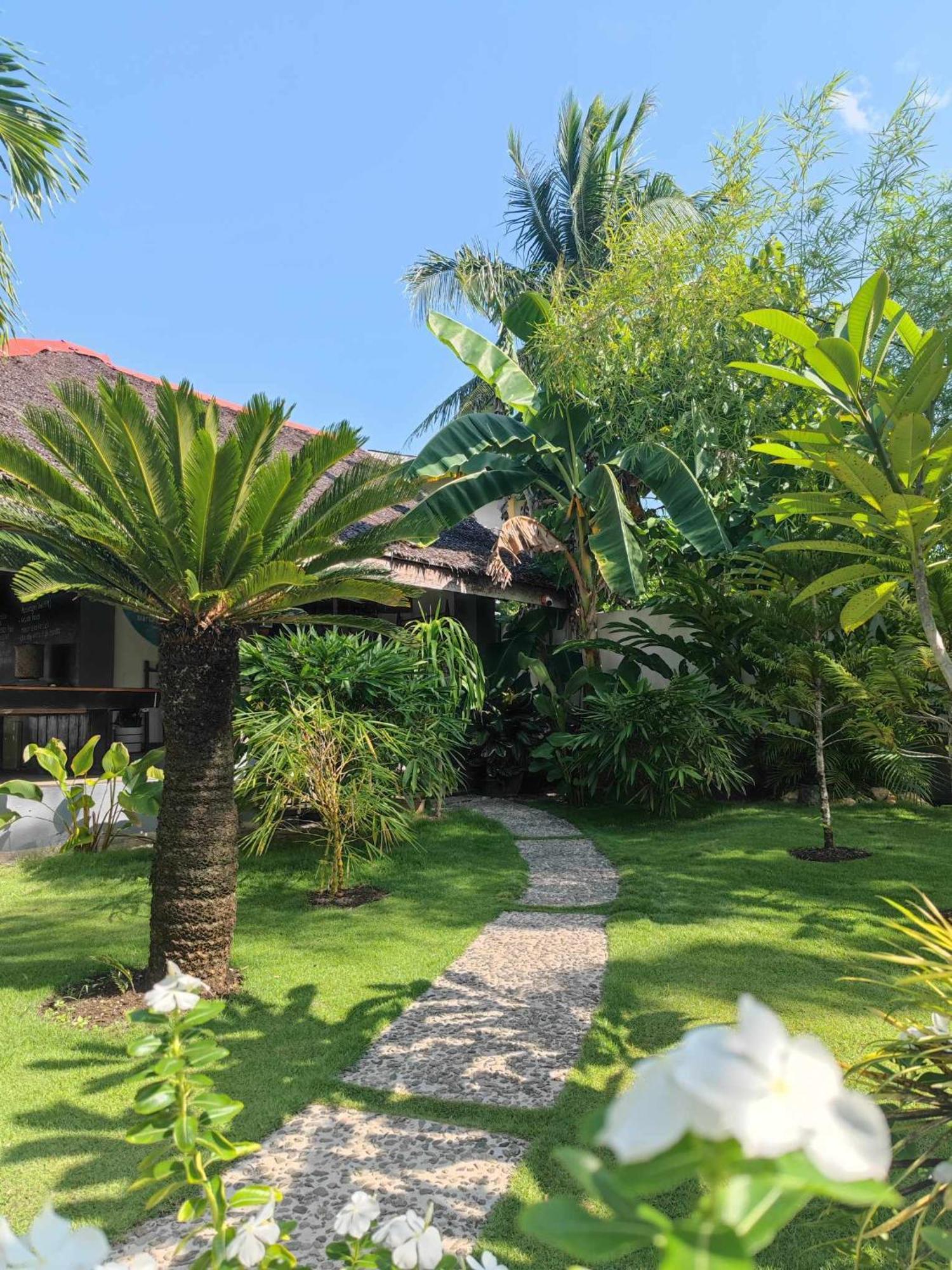 Daluyong Beach Resort General Luna  Zewnętrze zdjęcie